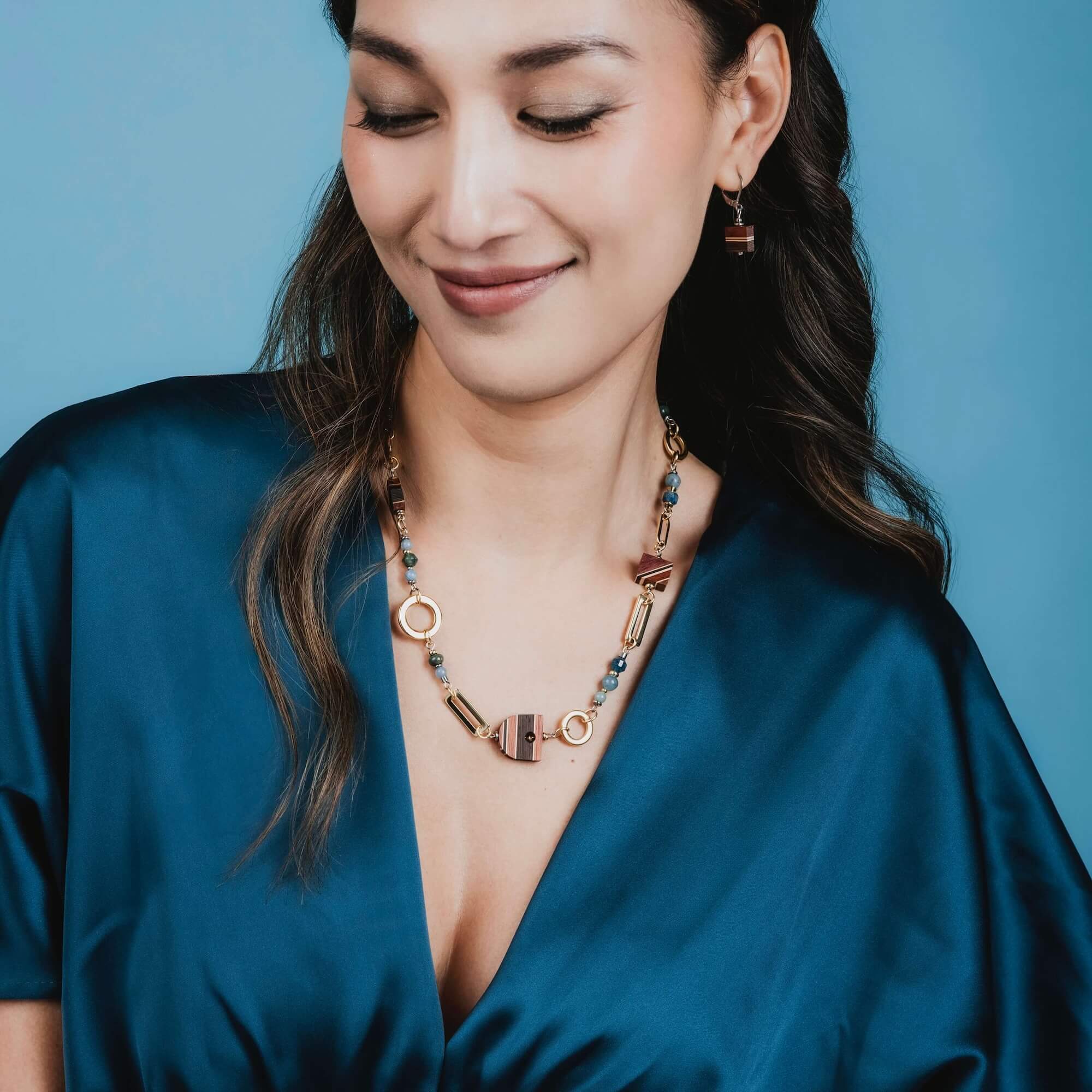 Collier artisanal faits main au Québec, isabelle ferland