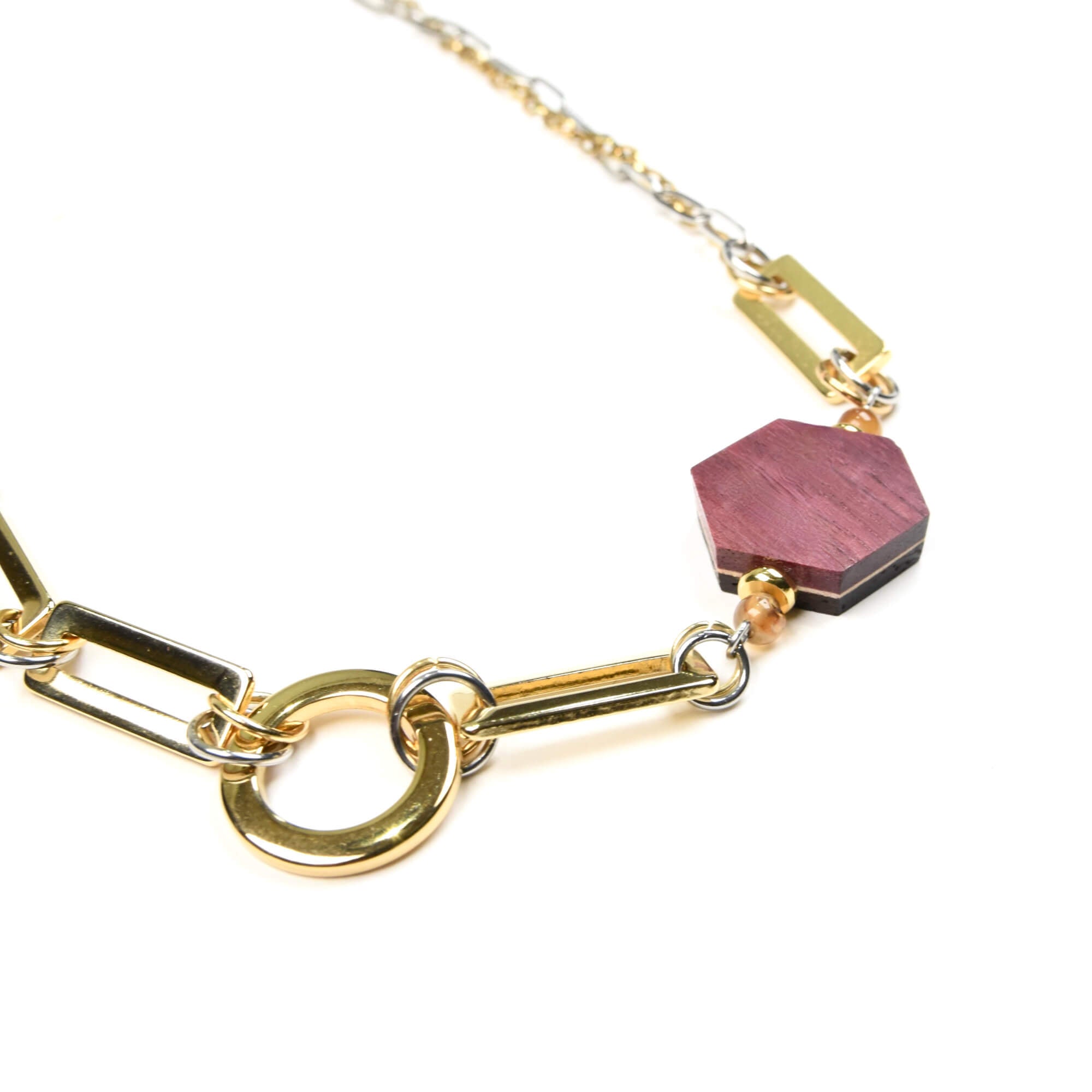bijou exclusif pour femme, fabriqué en bois de haute qualité,