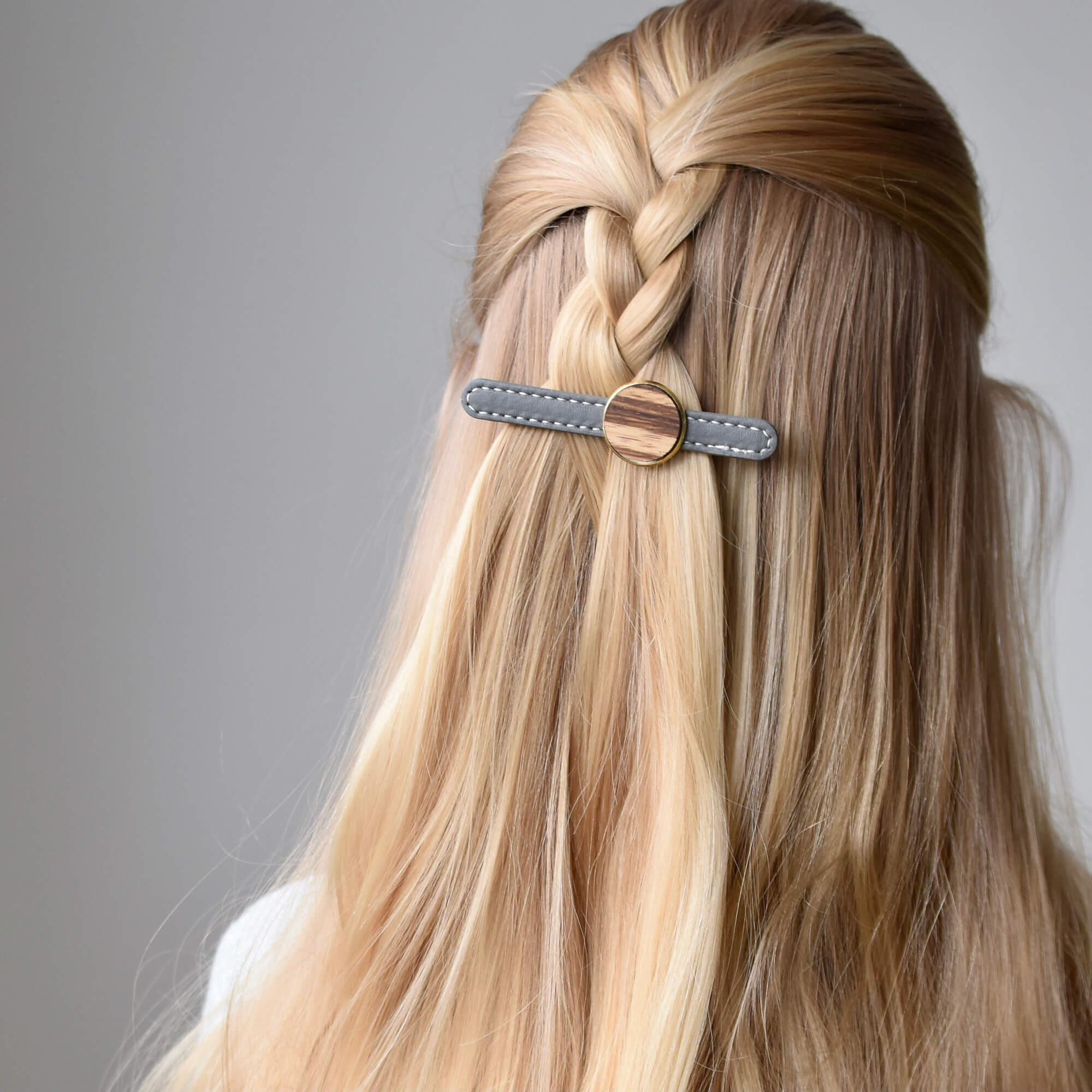barrette à cheveux en similicuir et bois fabriqué au Québec