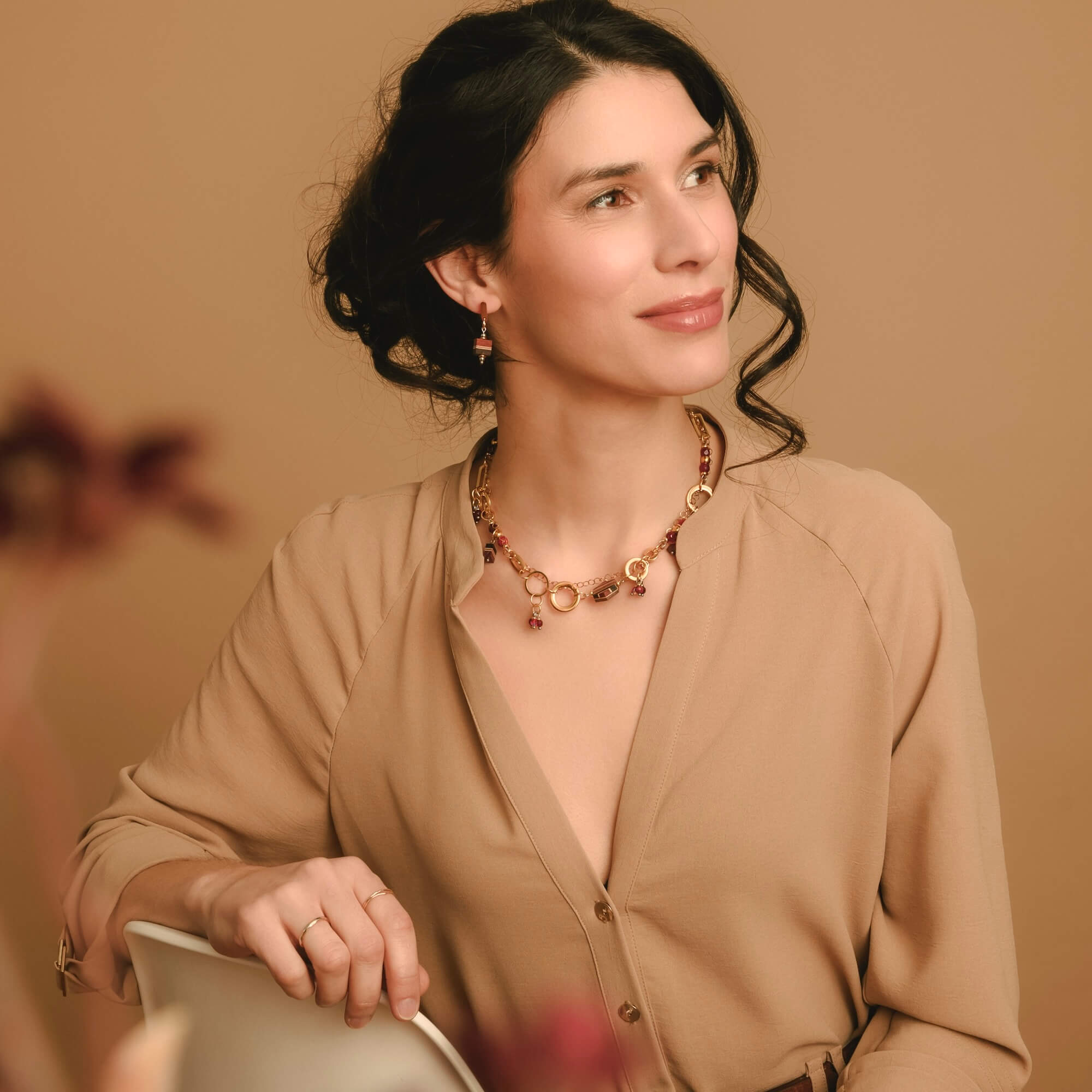 collier femme tendance 2024 par Isabelle ferland bijoux en bois
