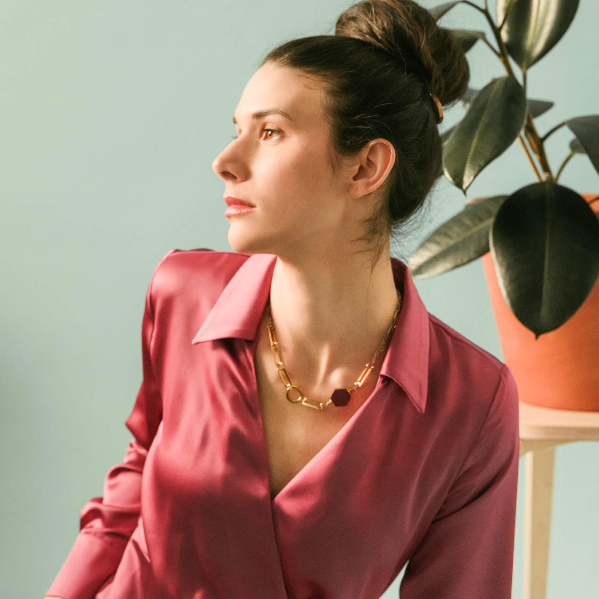 bijou exclusif pour femme, fabriqué en bois de haute qualité,