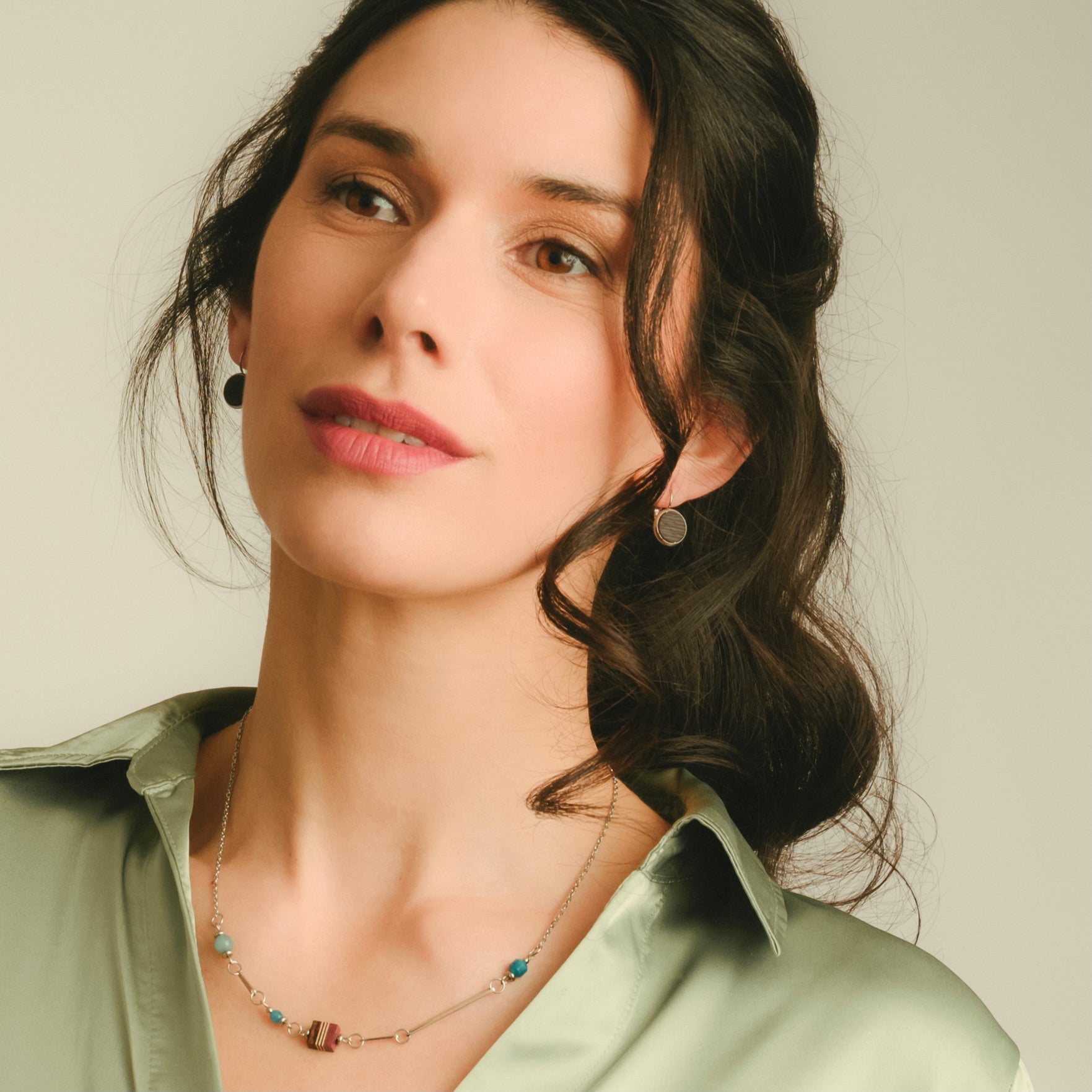 boucles d'oreilles studs en bois et acier inoxydable Isabelle ferland