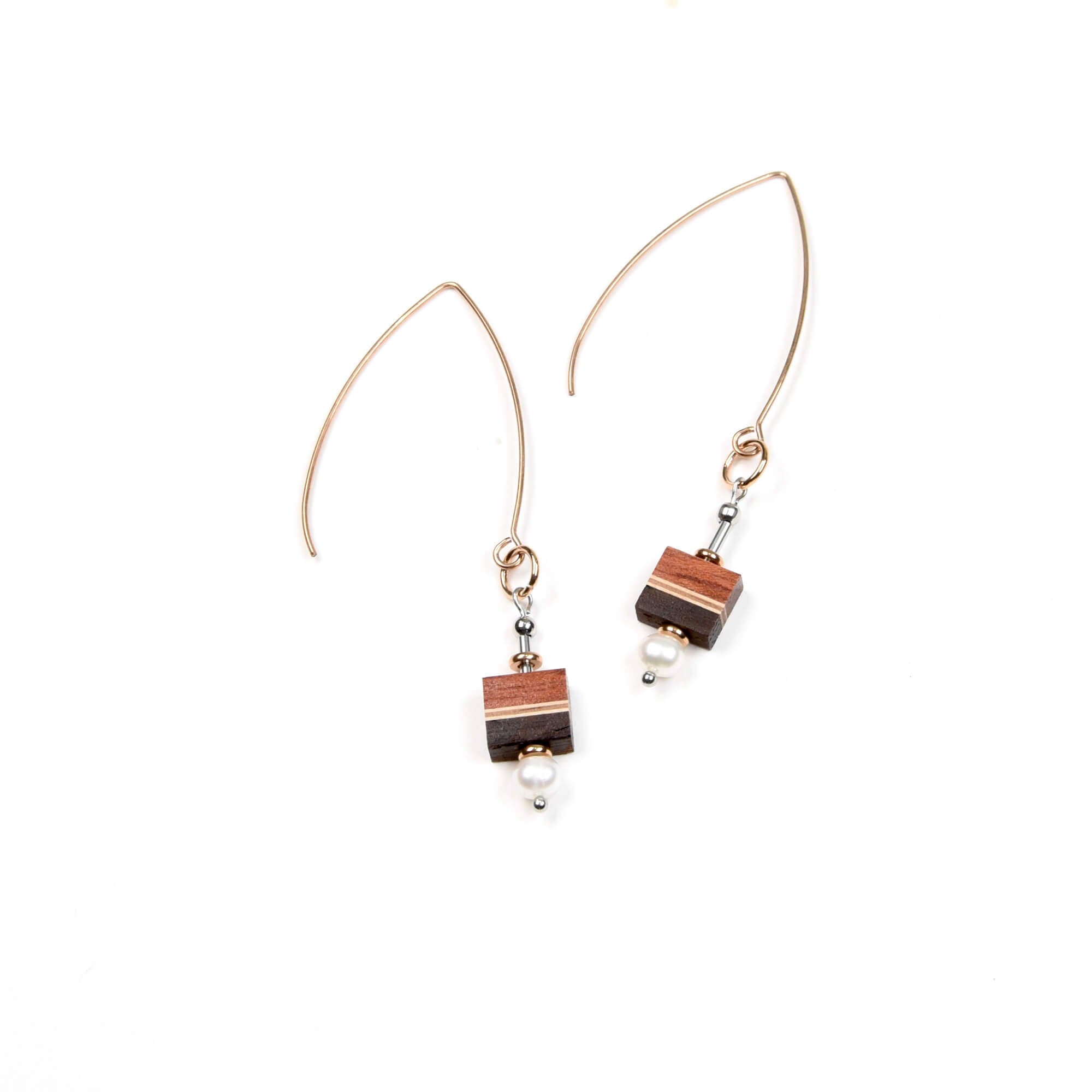 Boucles d'oreilles perles fabriqué au Québec par Isabelle ferland