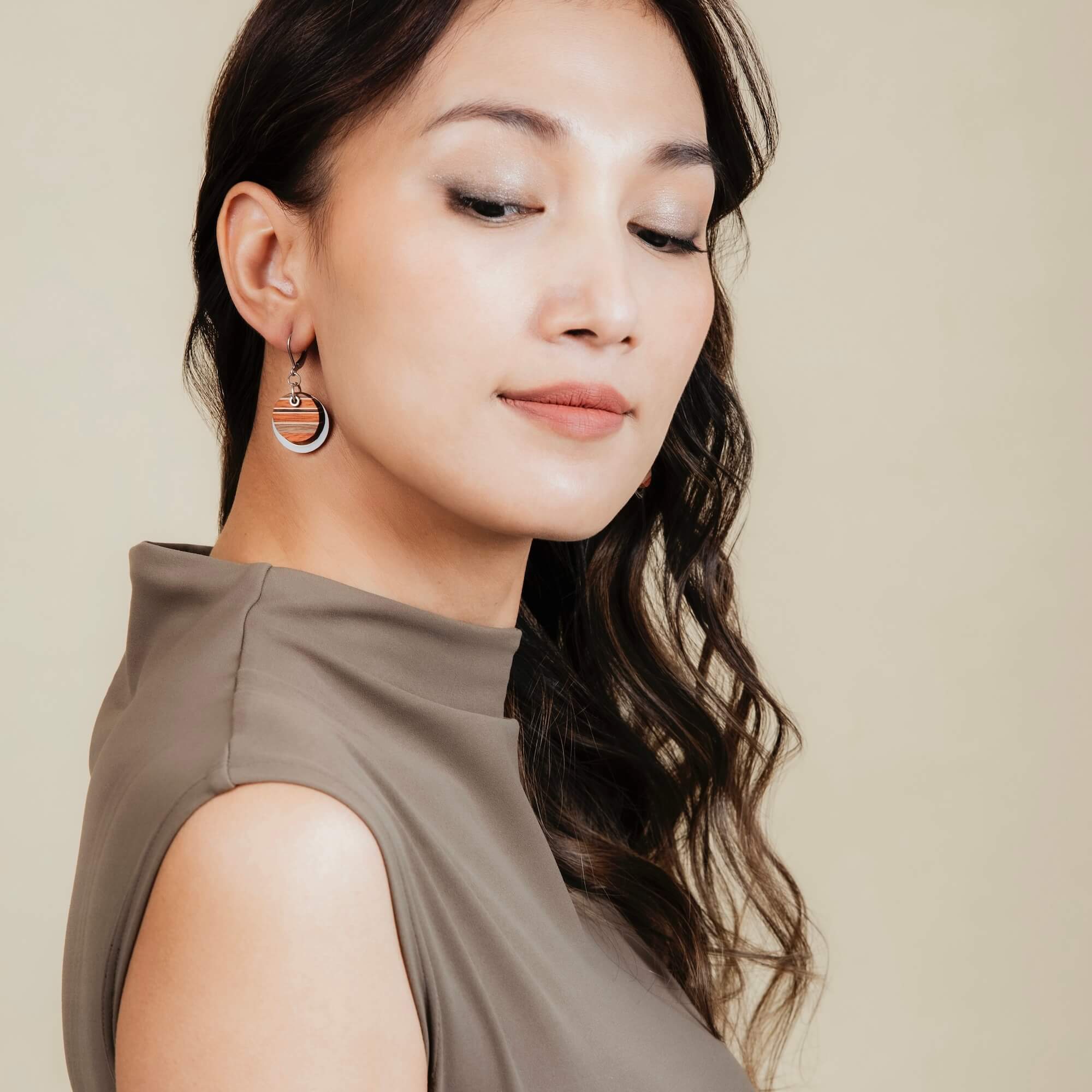 Boucles d'oreilles ronde en bois | Brume