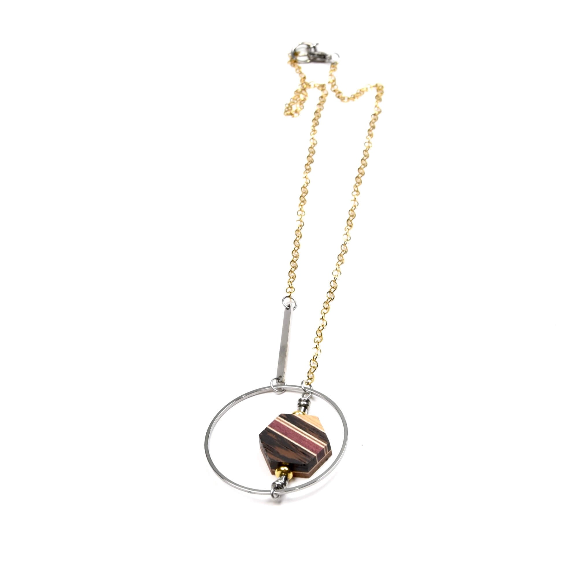 bijoux artisanaux québécois, collier en bois