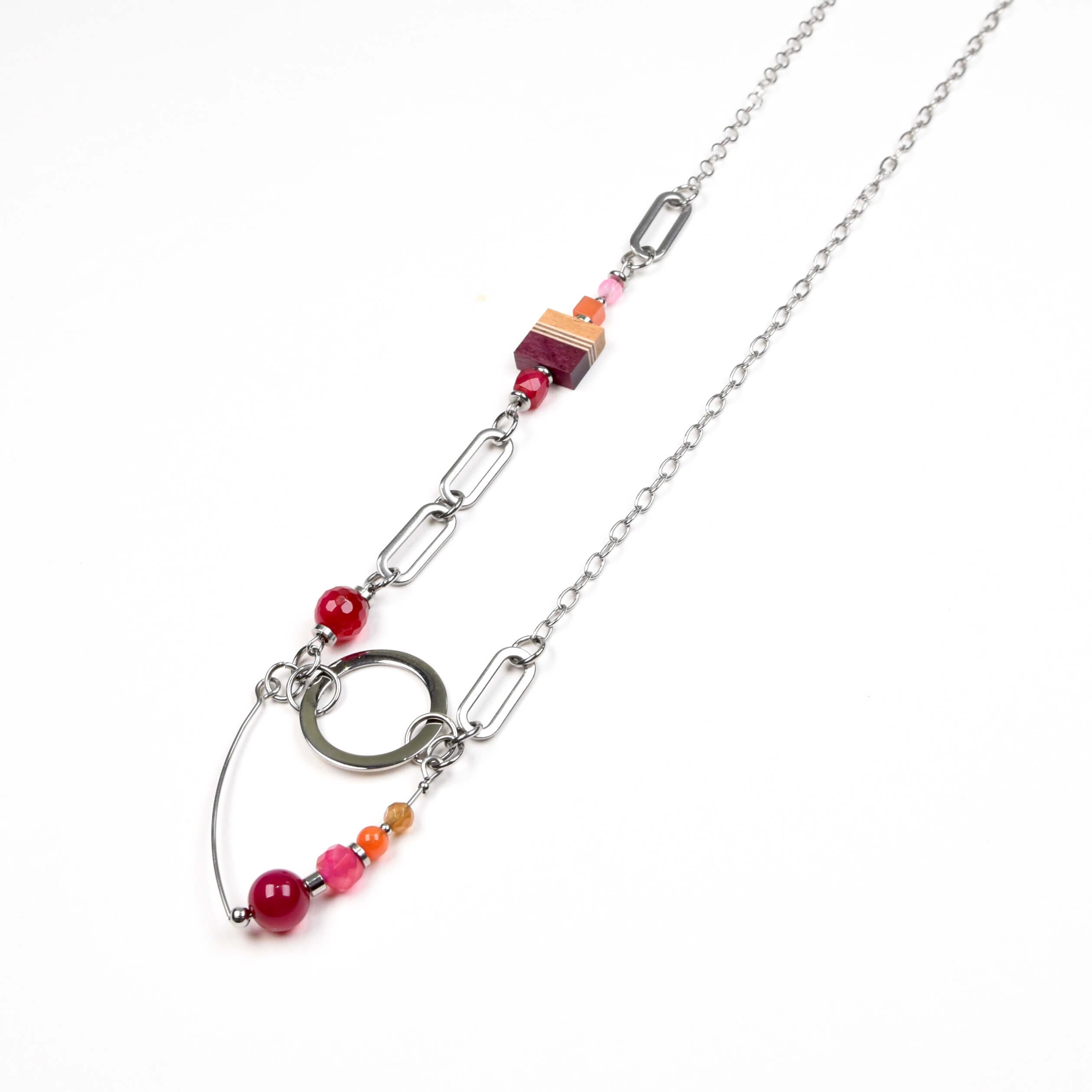 Collier long pour femme, collier en bois raffiné par Isabelle ferland
