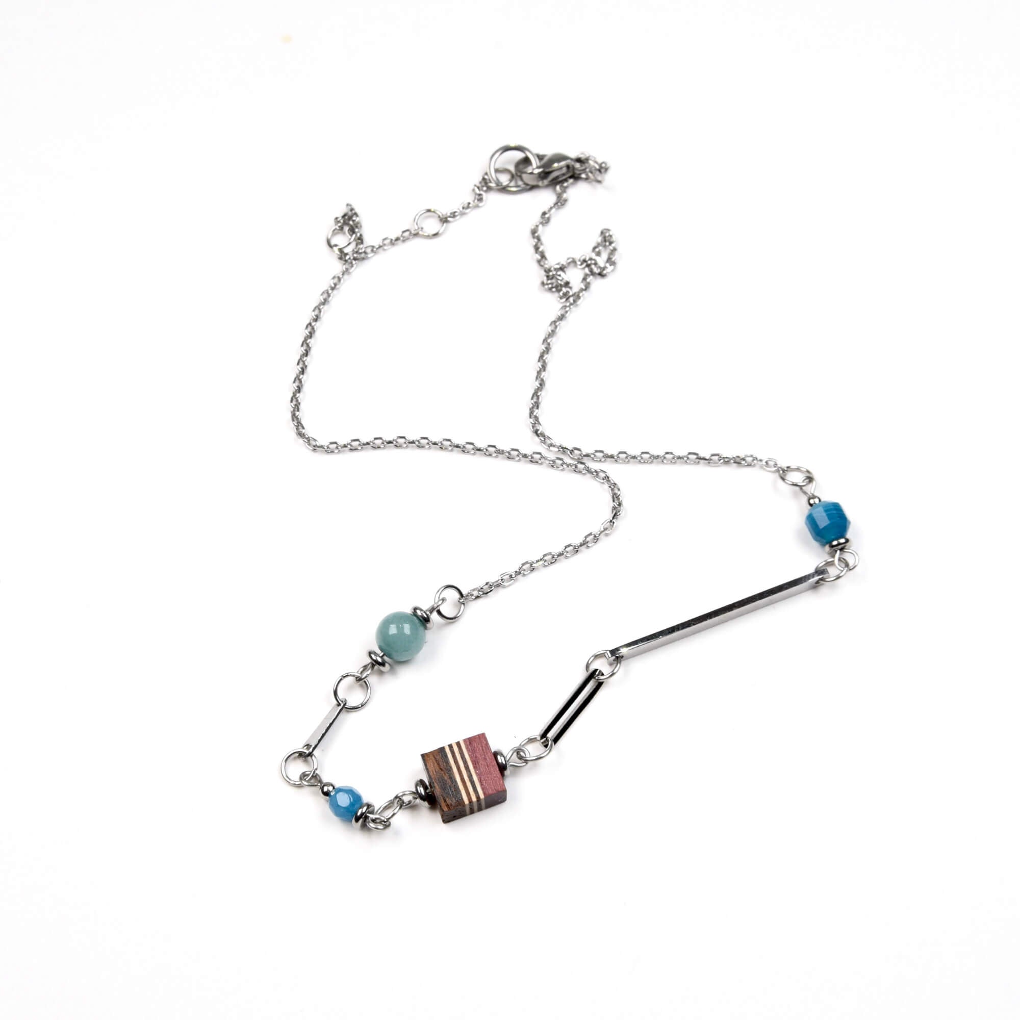 collier pour femme délicat fabriqué au Québec