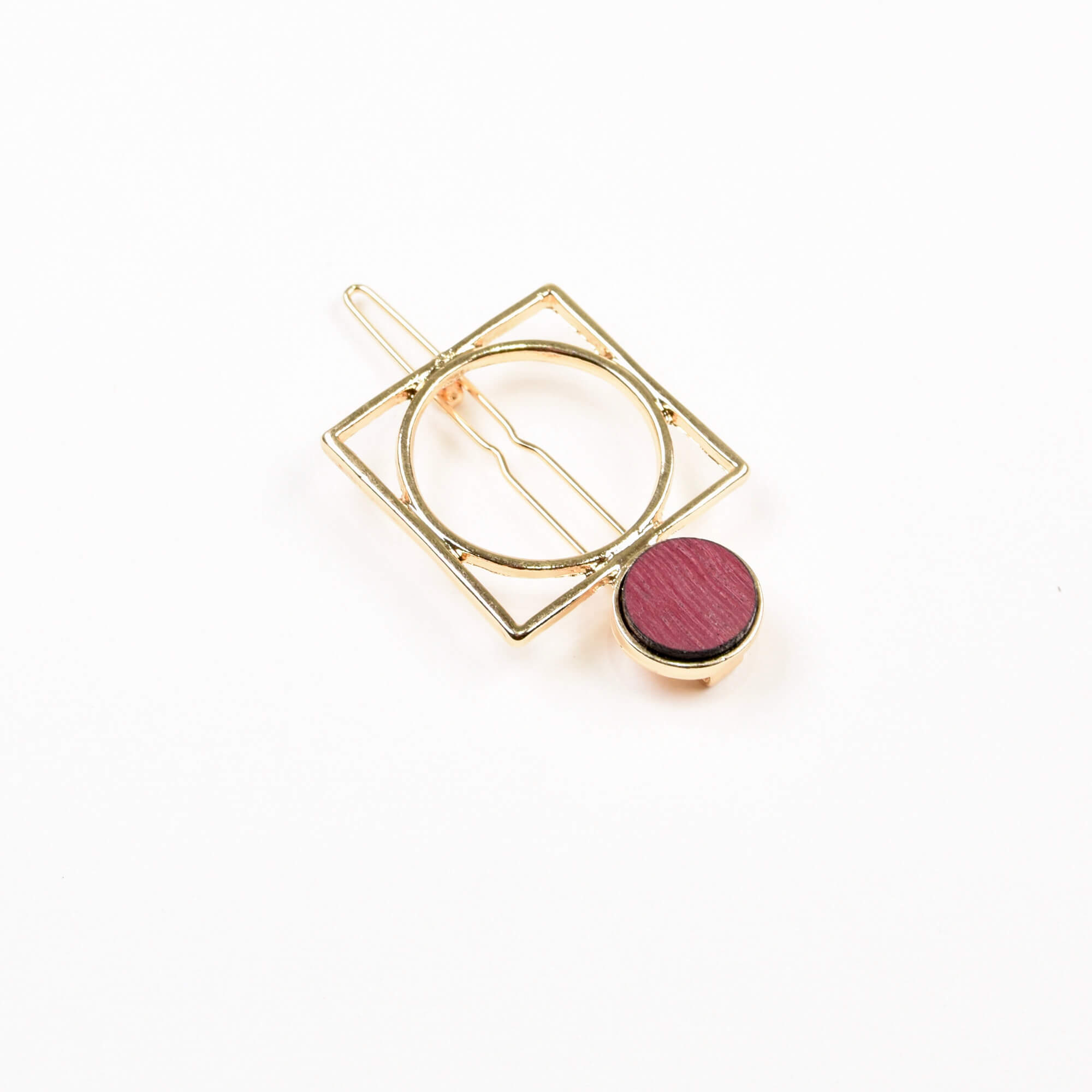 mini barrette dorée minimaliste fait main en bois au Québec