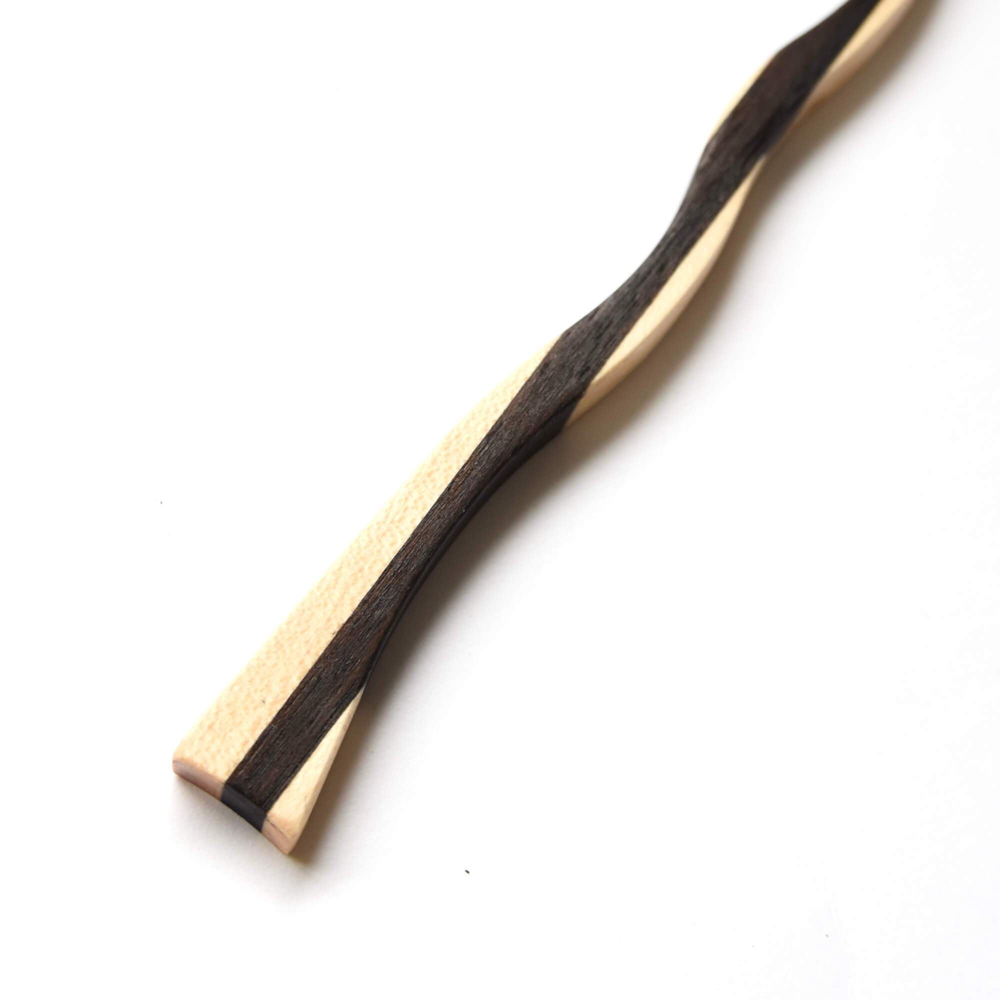 baguette cheveux en bois fait main Isabelle ferland