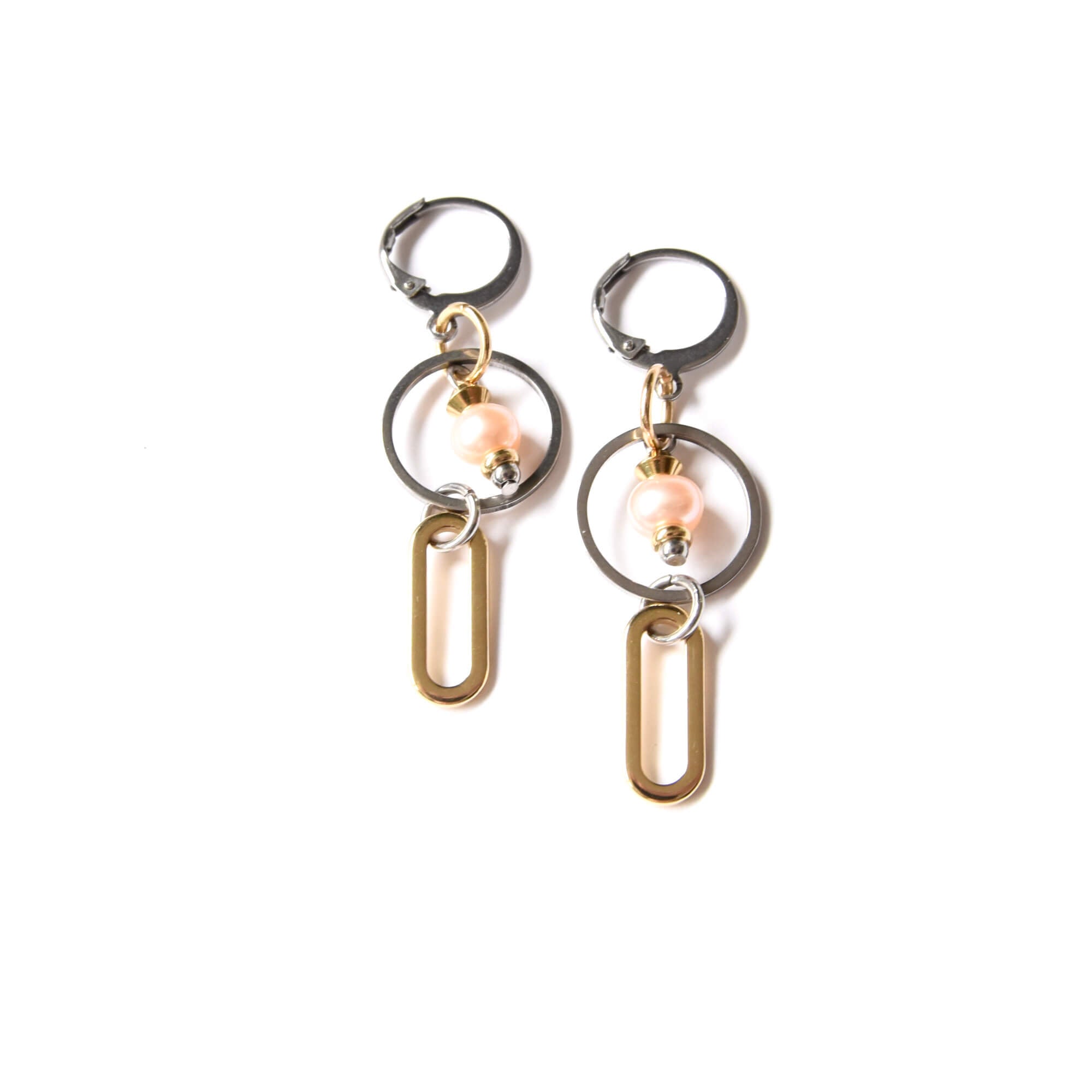 boucles d'oreilles en acier inoxydable fait main au Québec | nouvelle collection 2022
