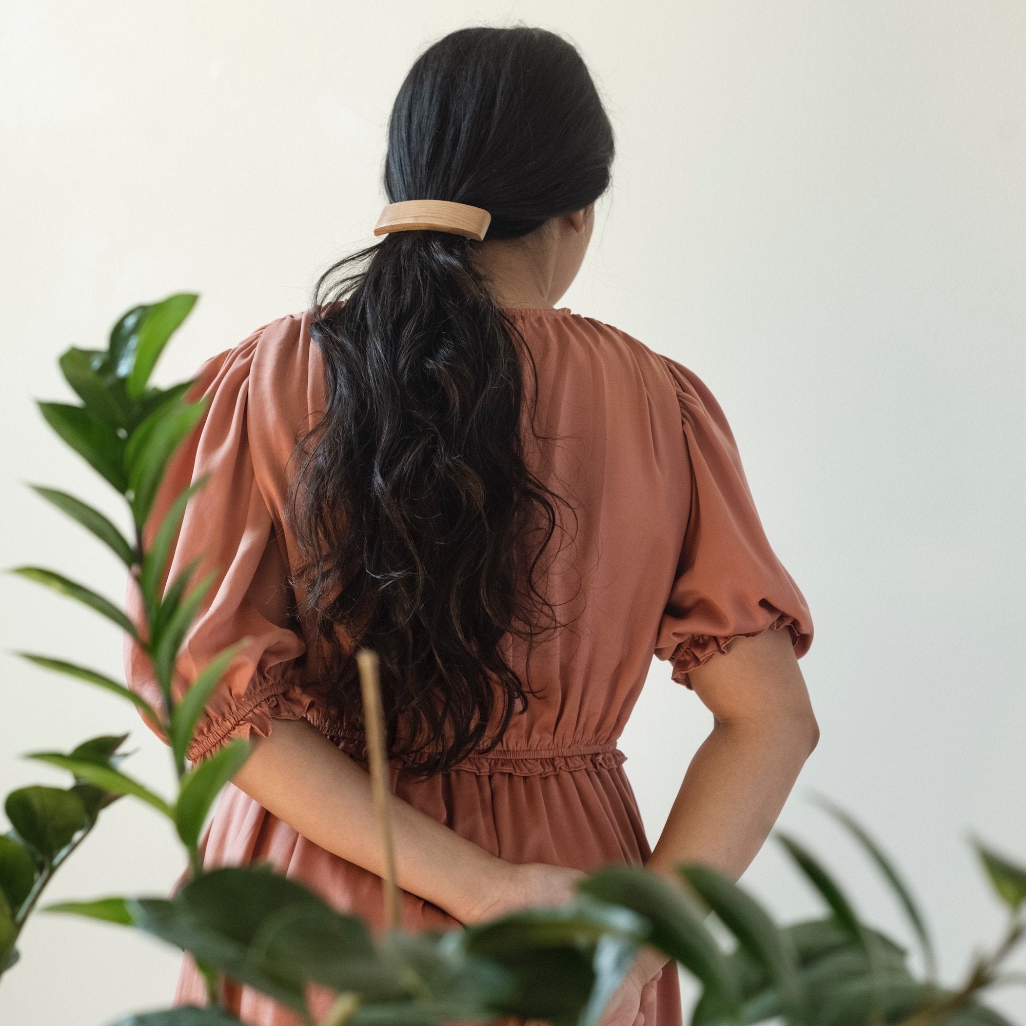 Barrette en bois de merisier - Isabelle_Ferland_bijoux