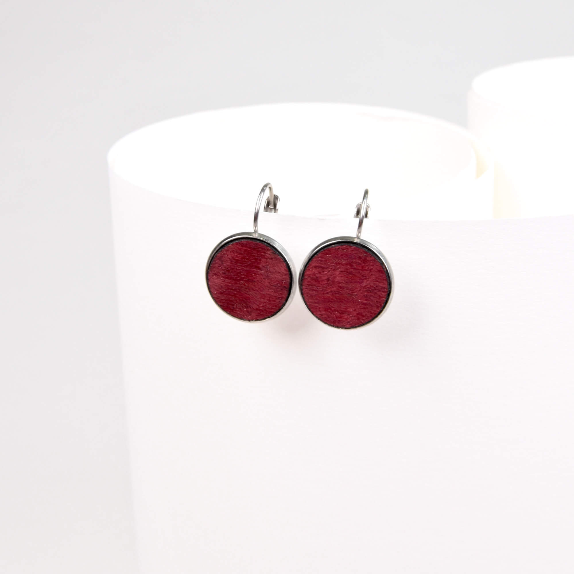 boucles d'oreilles boutons en bois fabriqué au Québec