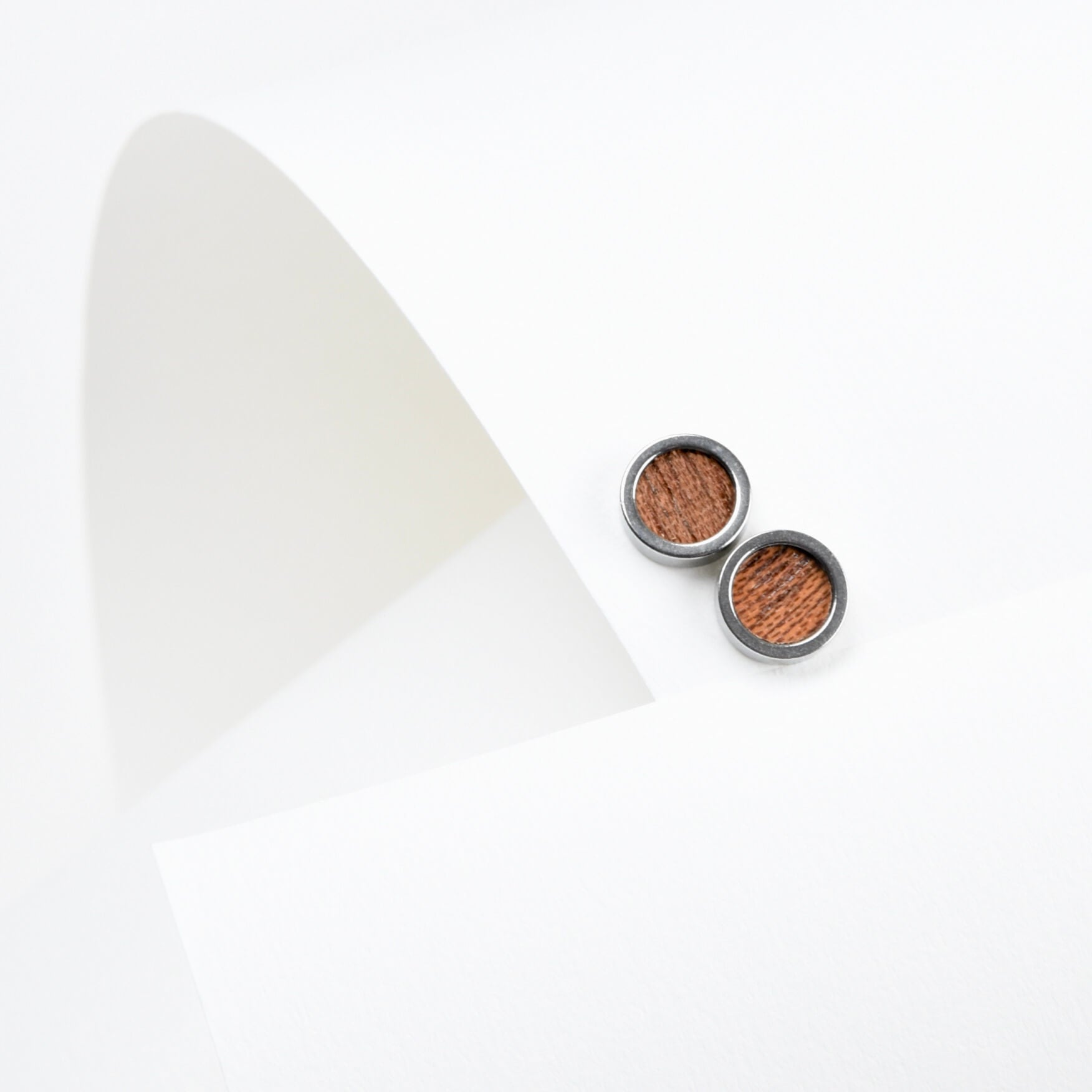 boucles d'oreilles studs création québécoise par Isabelle Ferland