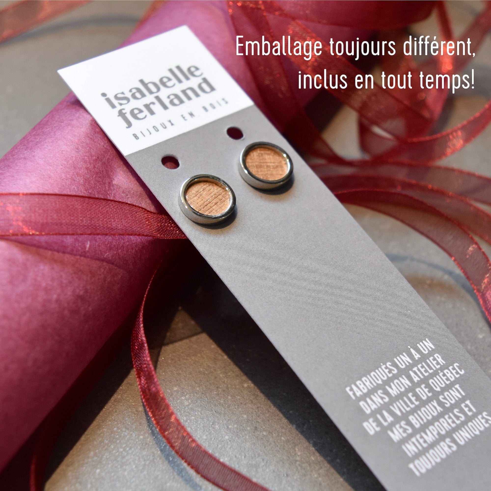 Boucles d'oreilles ronde en acier inoxydable et en bois de jatoba - #Isabelle_Ferland_bijoux#