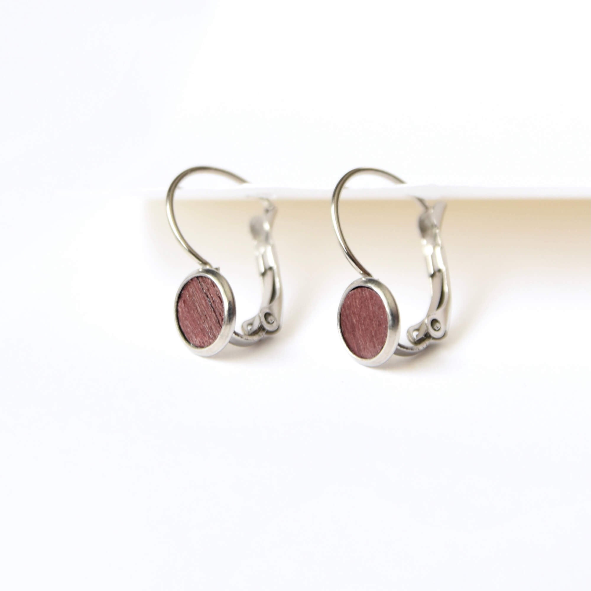 boucles d'oreilles en bois fabrique au Québec, Canada