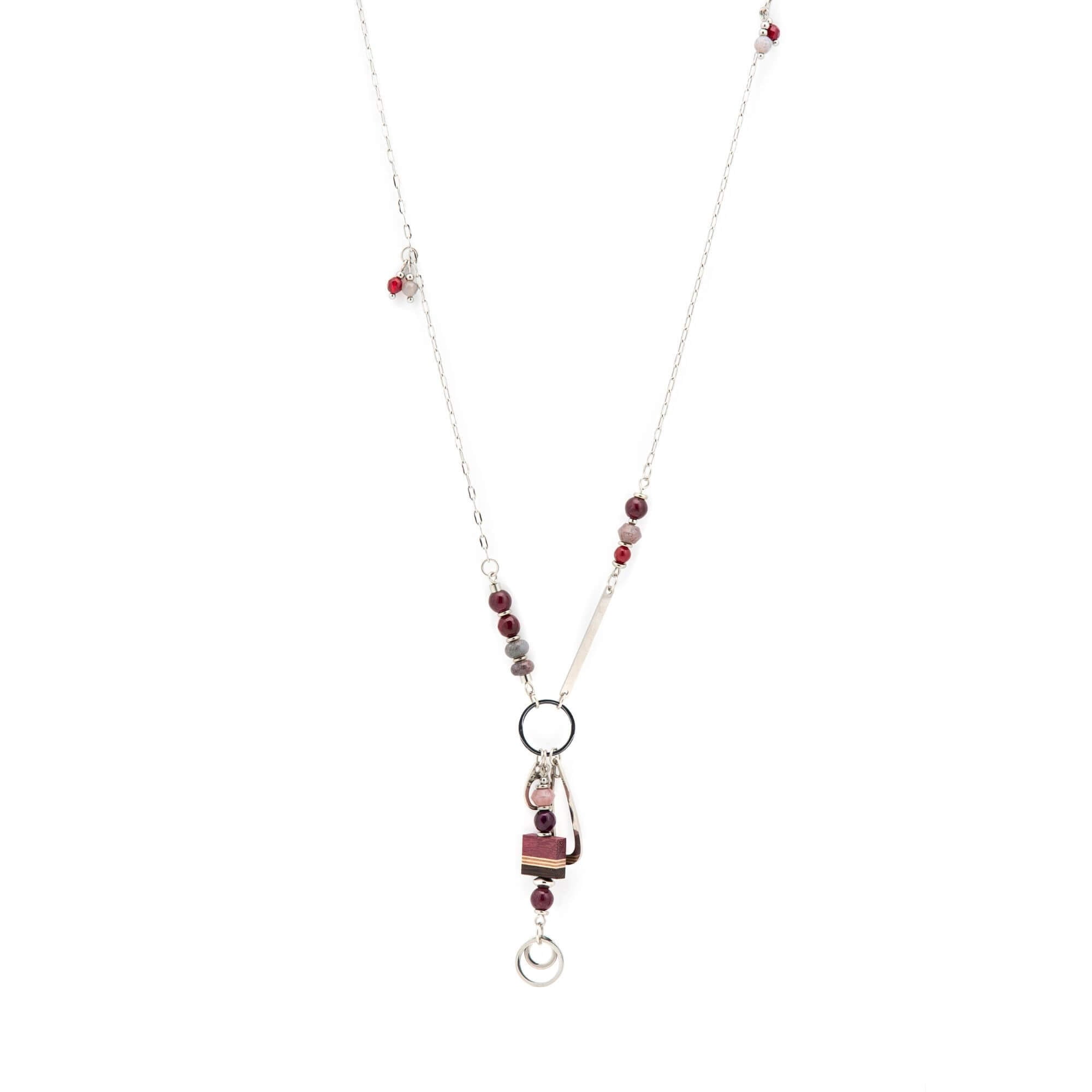 Bijoux artisanaux québécois, collier en bois artisanal