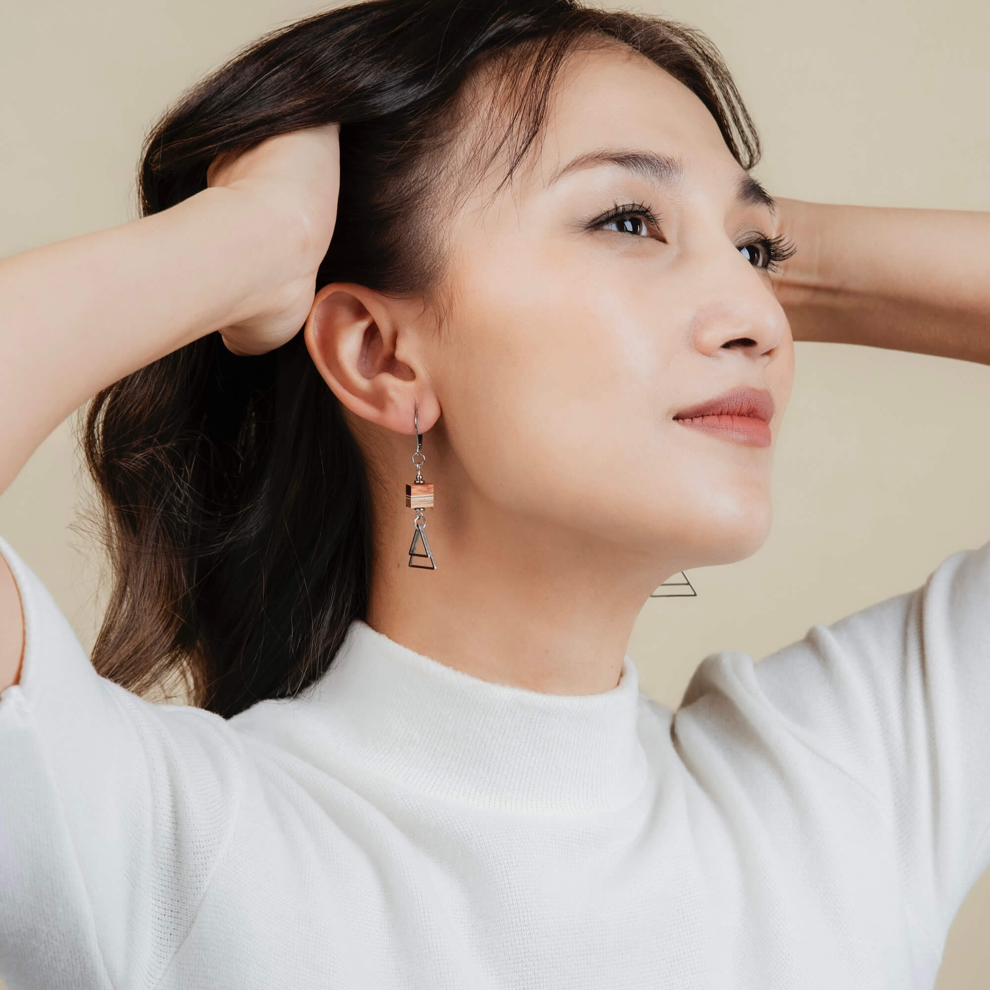 Triangle earrings | Dyade