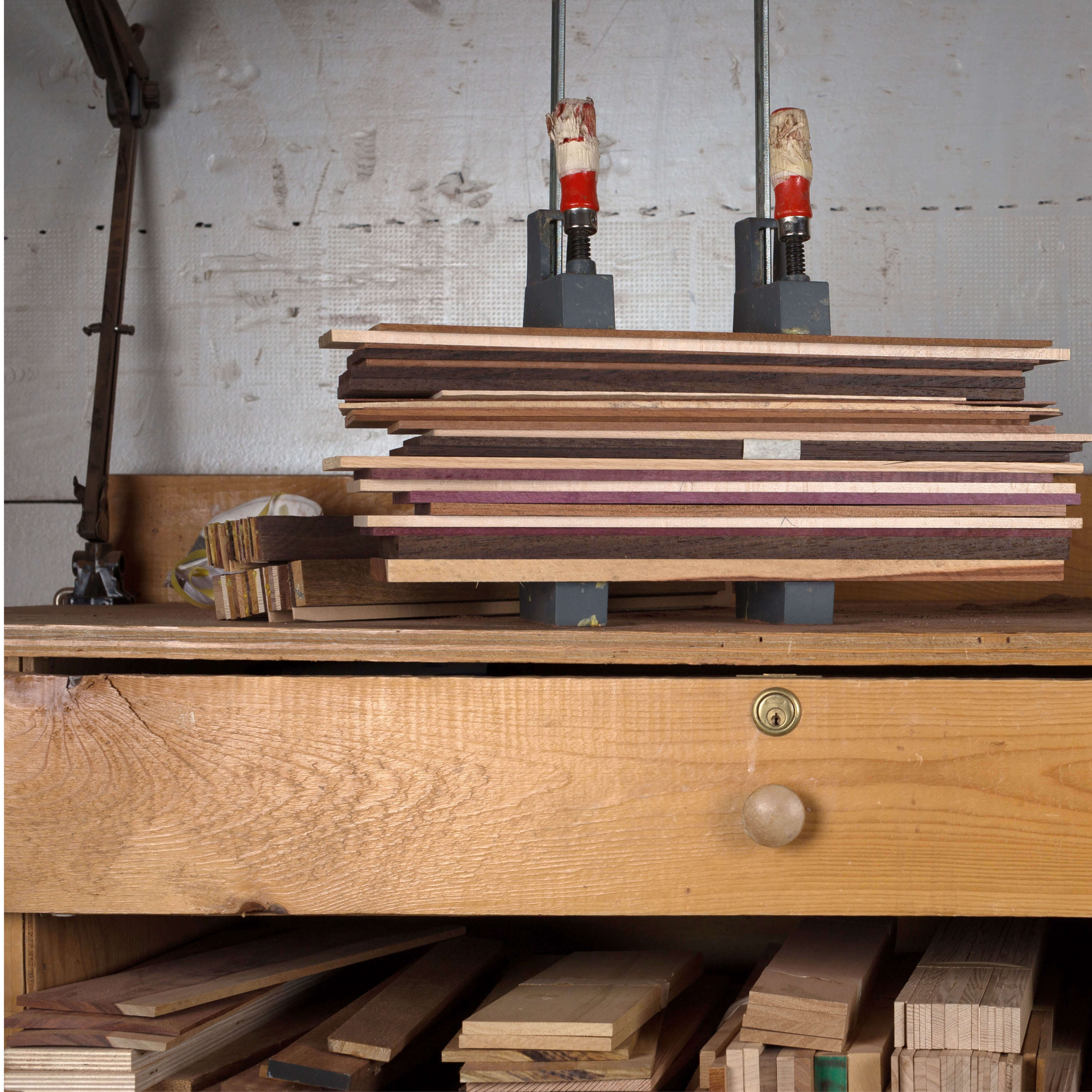 Atelier de Isabelle Ferland bijoux en bois fait main au Québec. Accessoires pour cheveux en bois 