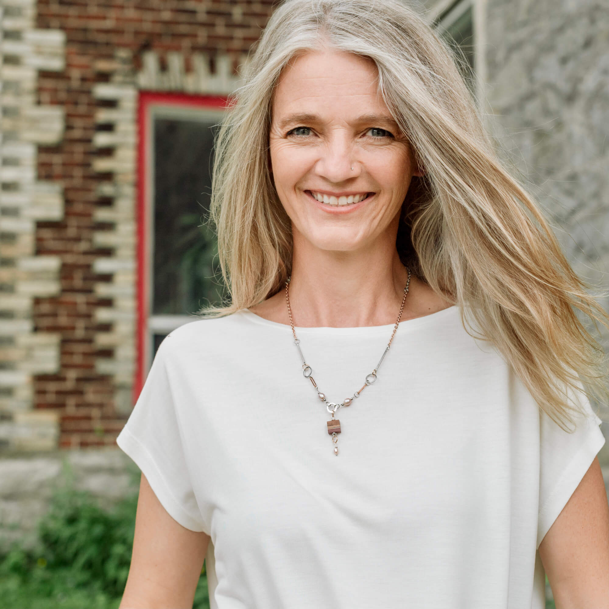 collier avec perles faits main , isabelle ferland bijoux, nouvelle collection été 2022