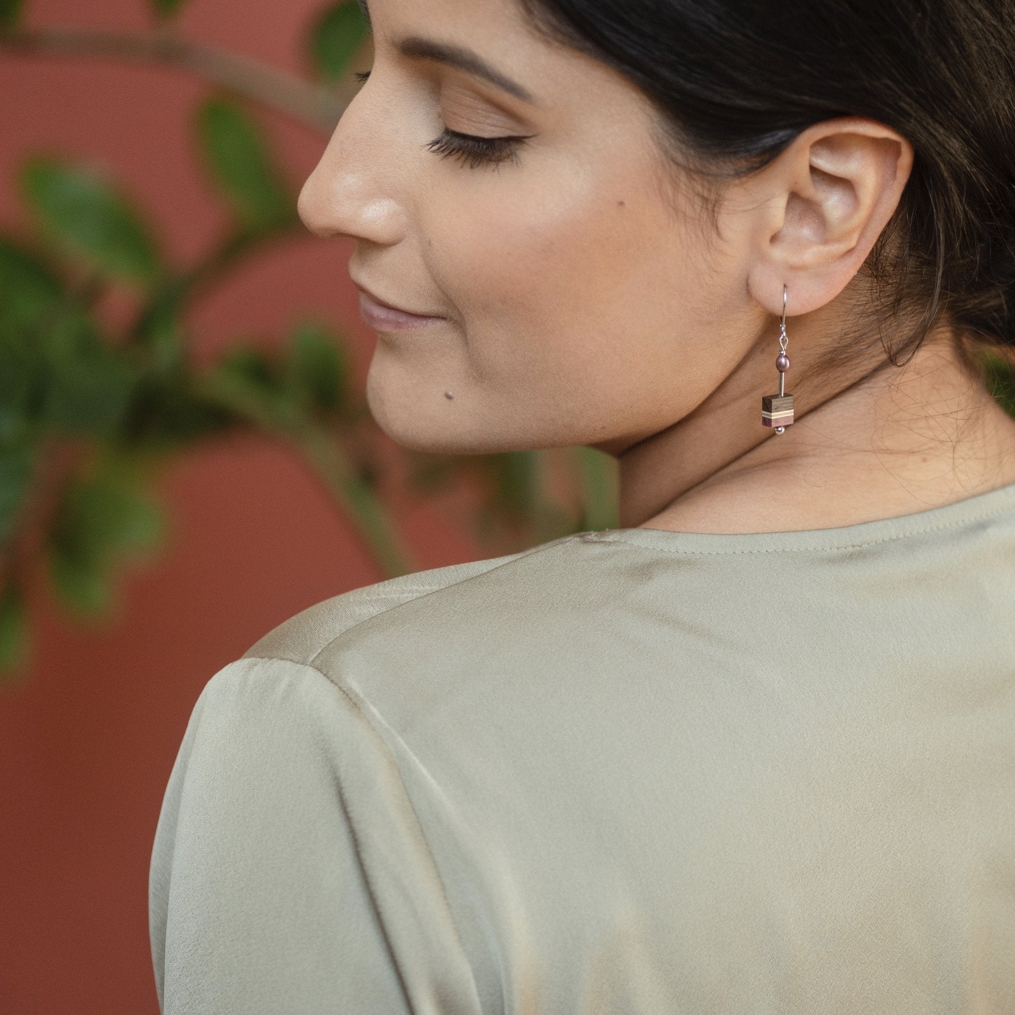 Boucles d'oreilles avec perles rose - #Isabelle_Ferland_bijoux#