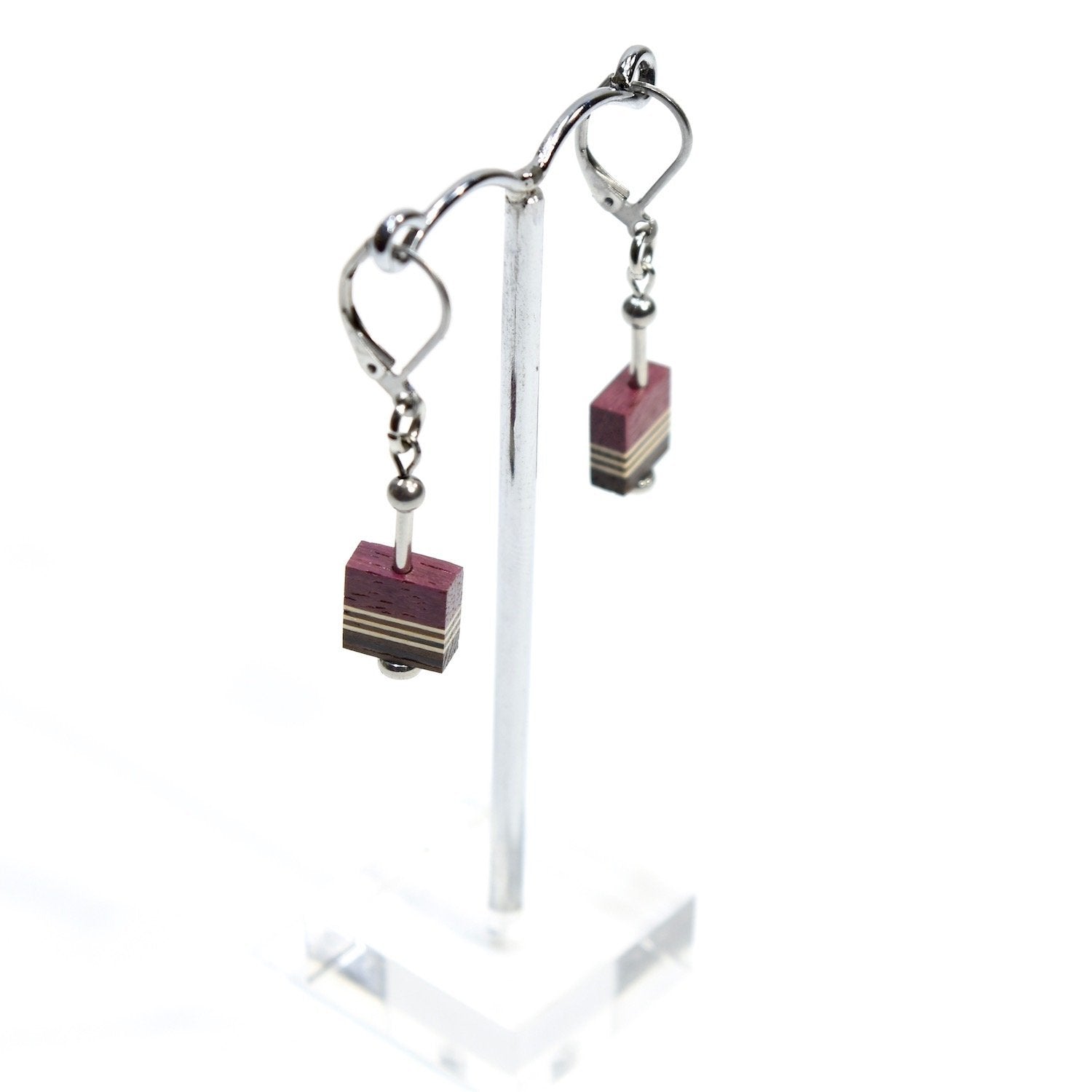 Boucles d'oreilles carré en bois d'amarante - #Isabelle_Ferland_bijoux#